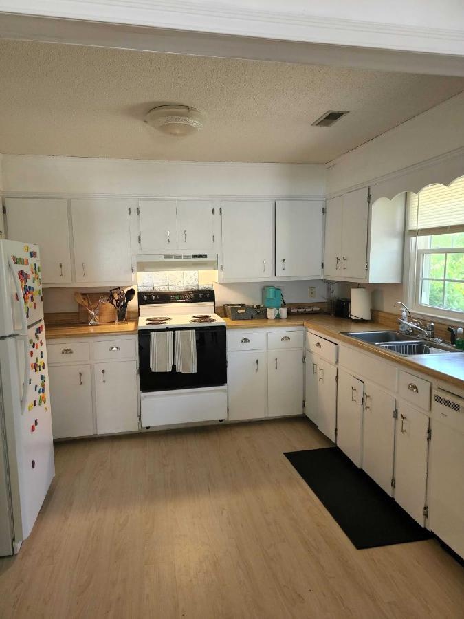 Cottage By The Beach Best Suited For Large Groups Wilmington Exteriér fotografie